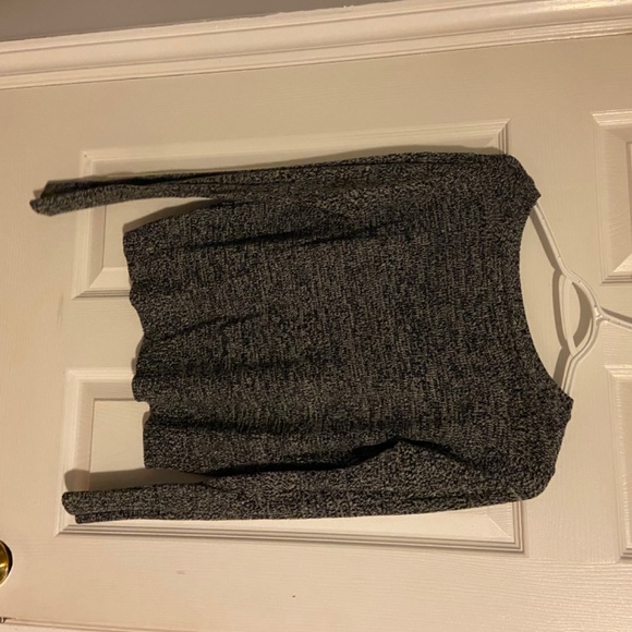 Grey sweater - Picture 2 of 2